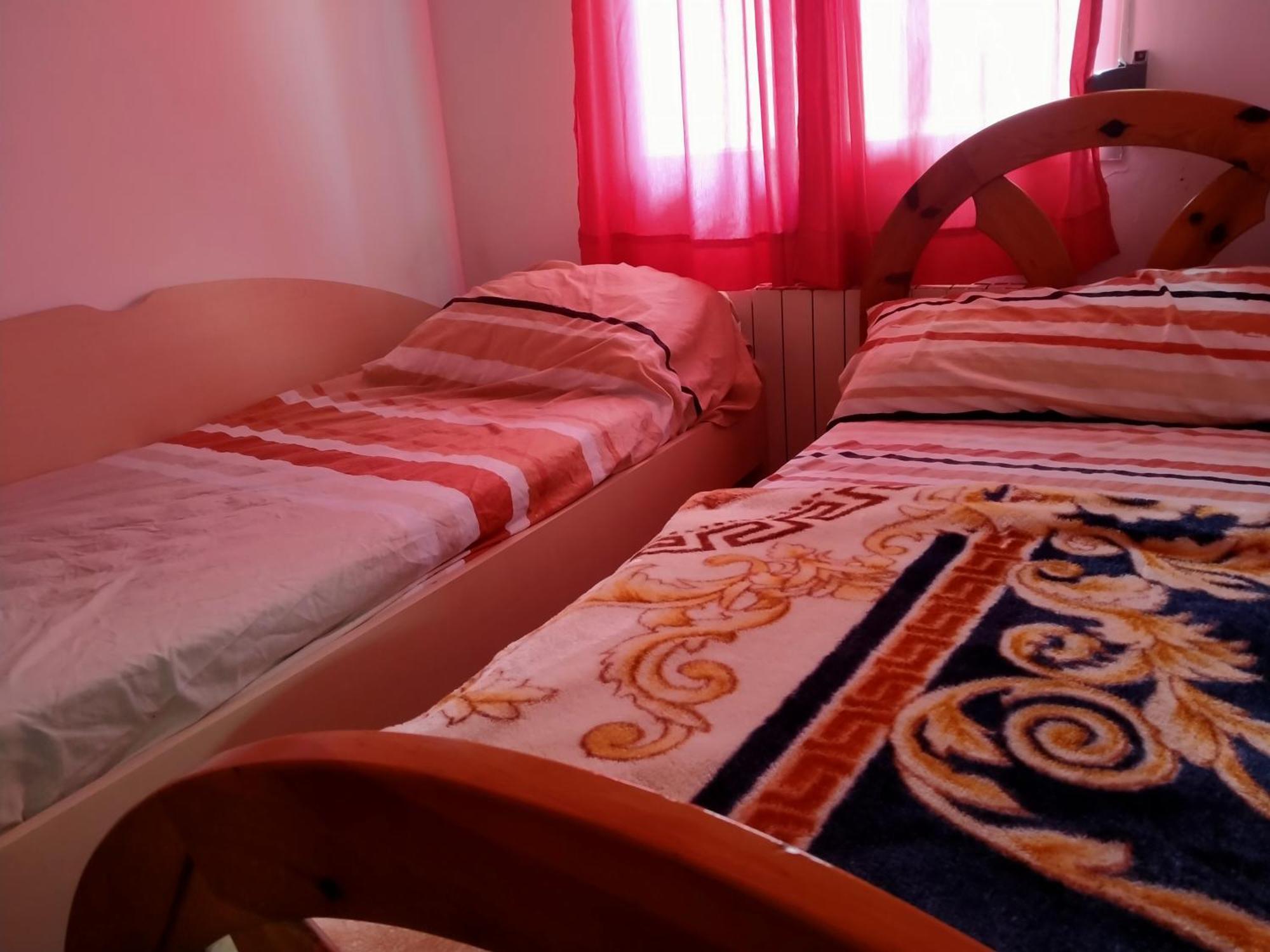 Habitacion E Zaragoza Buitenkant foto